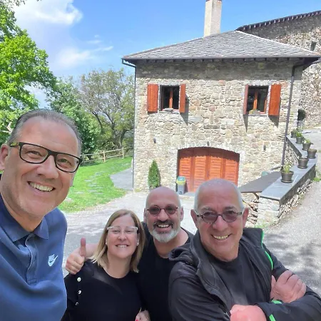 ベッド・アンド・ブレックファスト La Masia Del Taulat D'hotes Llo