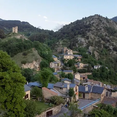 ベッド・アンド・ブレックファスト La Masia Del Taulat D'hotes Llo